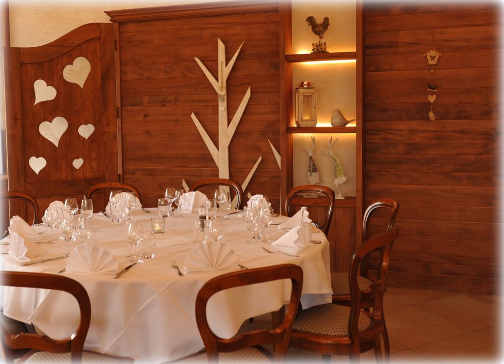 Отель Restaurant A L'Aigle Wimmenau Экстерьер фото
