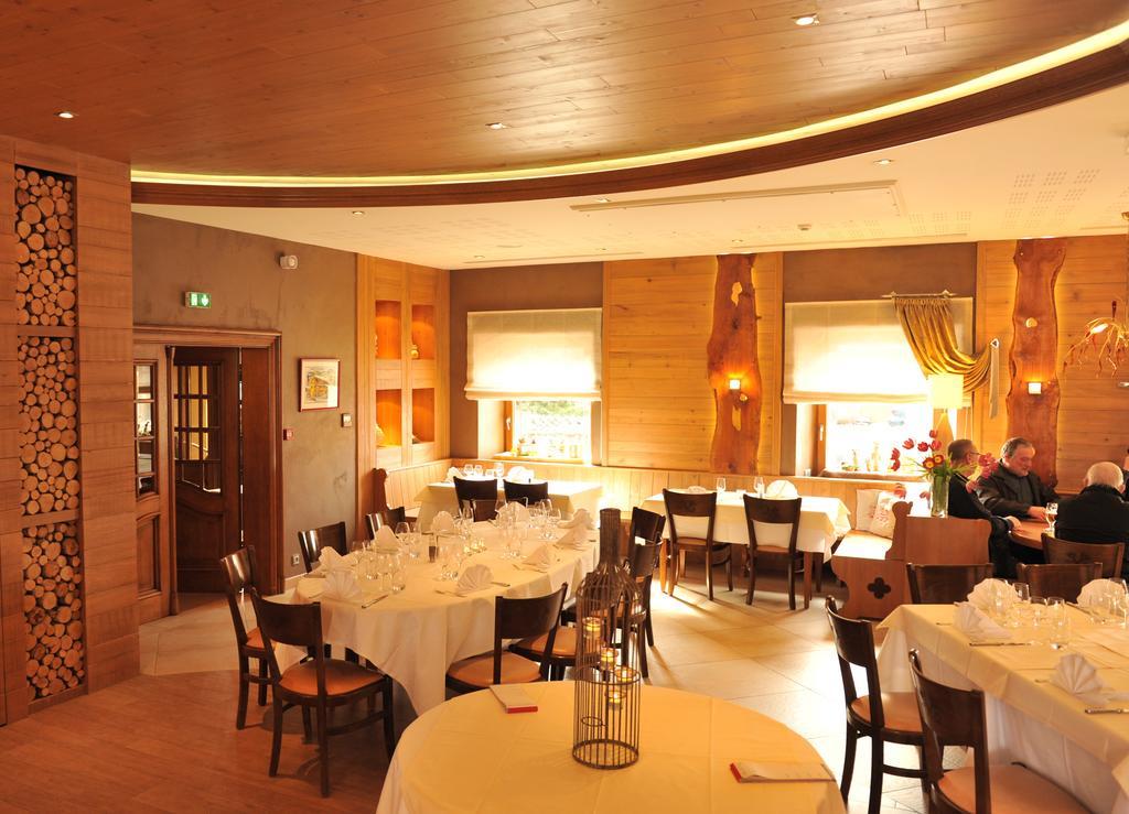 Отель Restaurant A L'Aigle Wimmenau Экстерьер фото